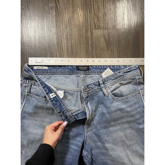 Jack & Jones Jeans Mens 38x32 Slim Fit Mike Light Wash Blue Straight Button - Picture 2 of 7